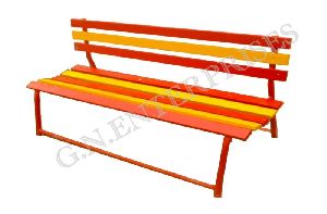 6933gargen-benches-1527158554-3899703.jpeg